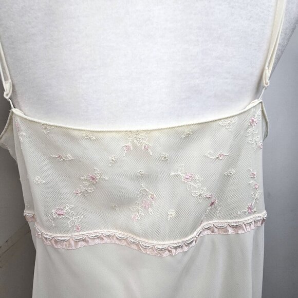 Vintage 90s Valerie Stevens Off White Mesh Floral Embroidered Nightgown Chemise - Picture 8 of 10